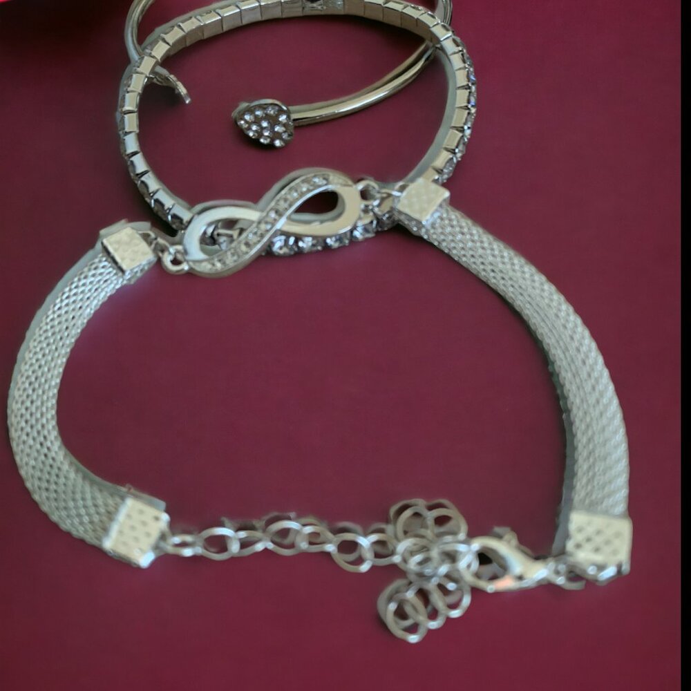 Women's Bracelets - Bulk - All (6) Included